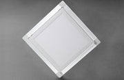 Botola di ispezione per cartongesso con plafoniera a LED e telaio in alluminio e sportello removibile, IP40 installabile filomuro e su tutti i controsoffitti