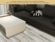 Pavimento SPC 5mm Baufloor PRIMULA foto ambientata in salotto con divano classico e tavolino