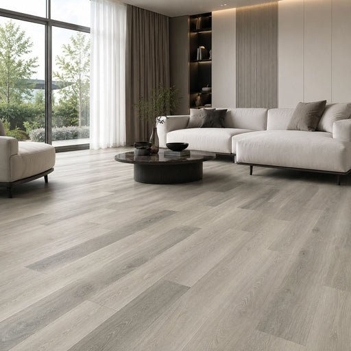 Pavimento SPC Baufloor Ghiaccio 6 mm effetto legno grigio chiaro in soggiorno moderno