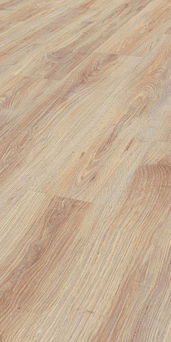 dettaglio di una doga di pavimento in laminato BAUFLOOR LAMINATE AMARANTO 7mm 