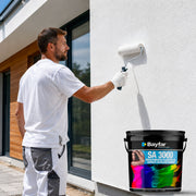 Applicazione a rullo della pittura al quarzo Bayfar SA3000 su facciata esterna