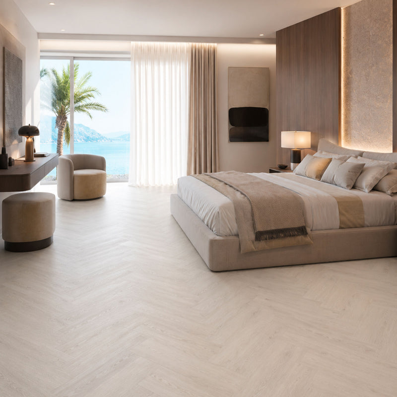 Pavimento SPC Loom Baufloor 8 mm effetto legno chiaro installato in camera elegante