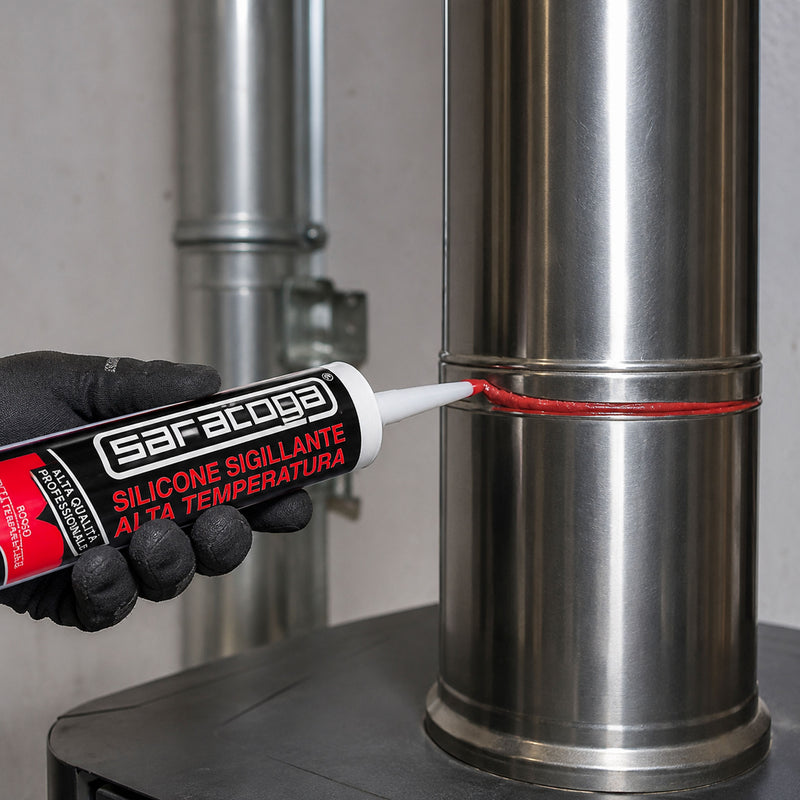 Sigillante Saratoga alta temperatura utilizzato per sigillare due tubi metallici di una canna fumaria